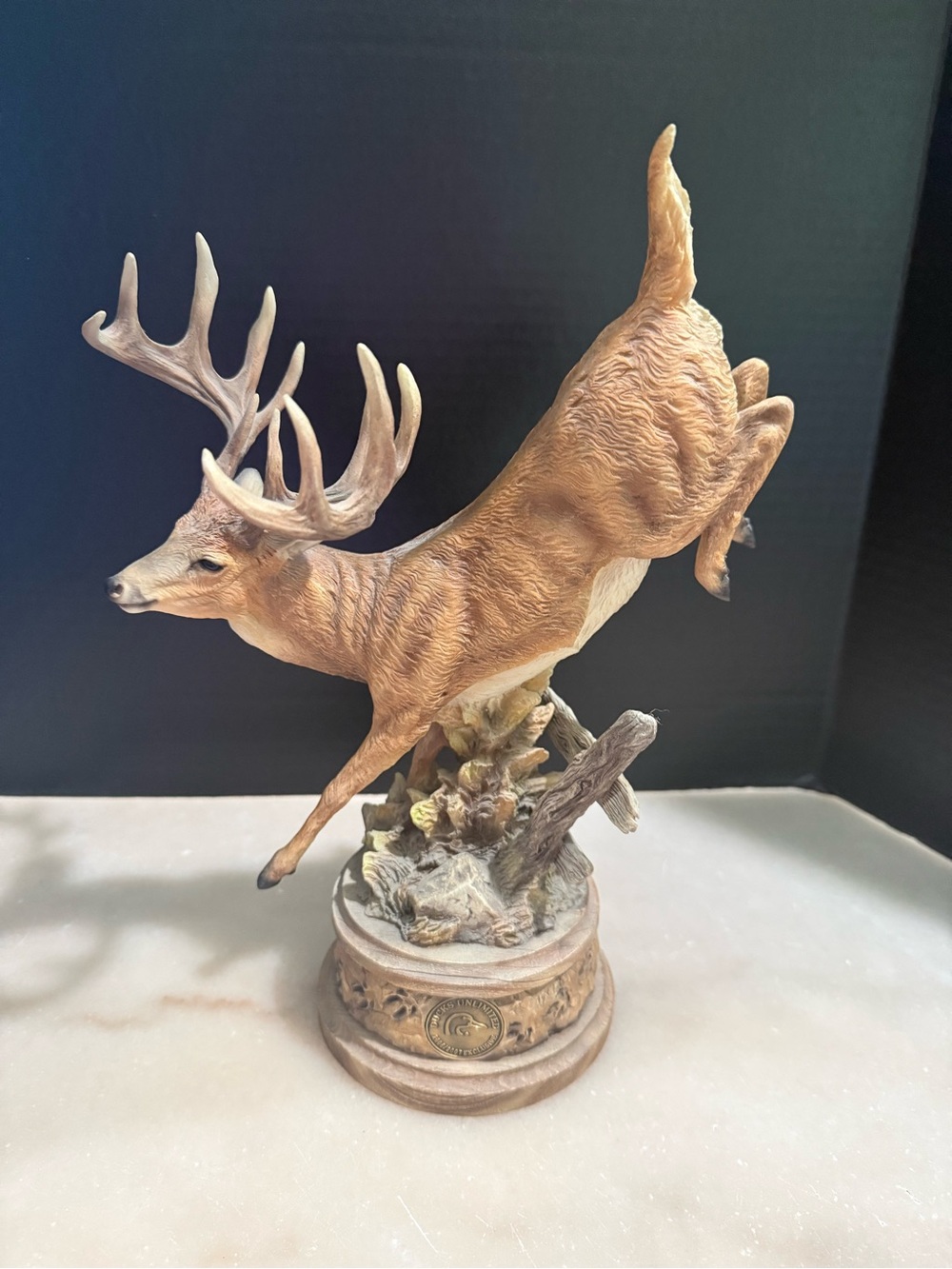 Ducks Unlimited Buck/Deer 2006/2007 Exclusive On Your Mark Signed Rare Sculpture